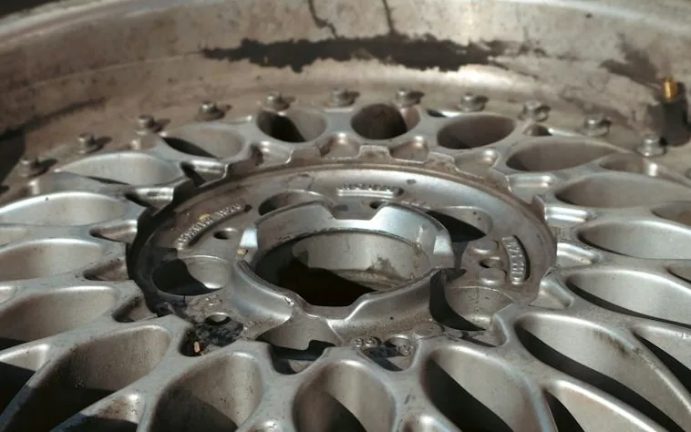 corrosion creeping under the lacquer on a rim